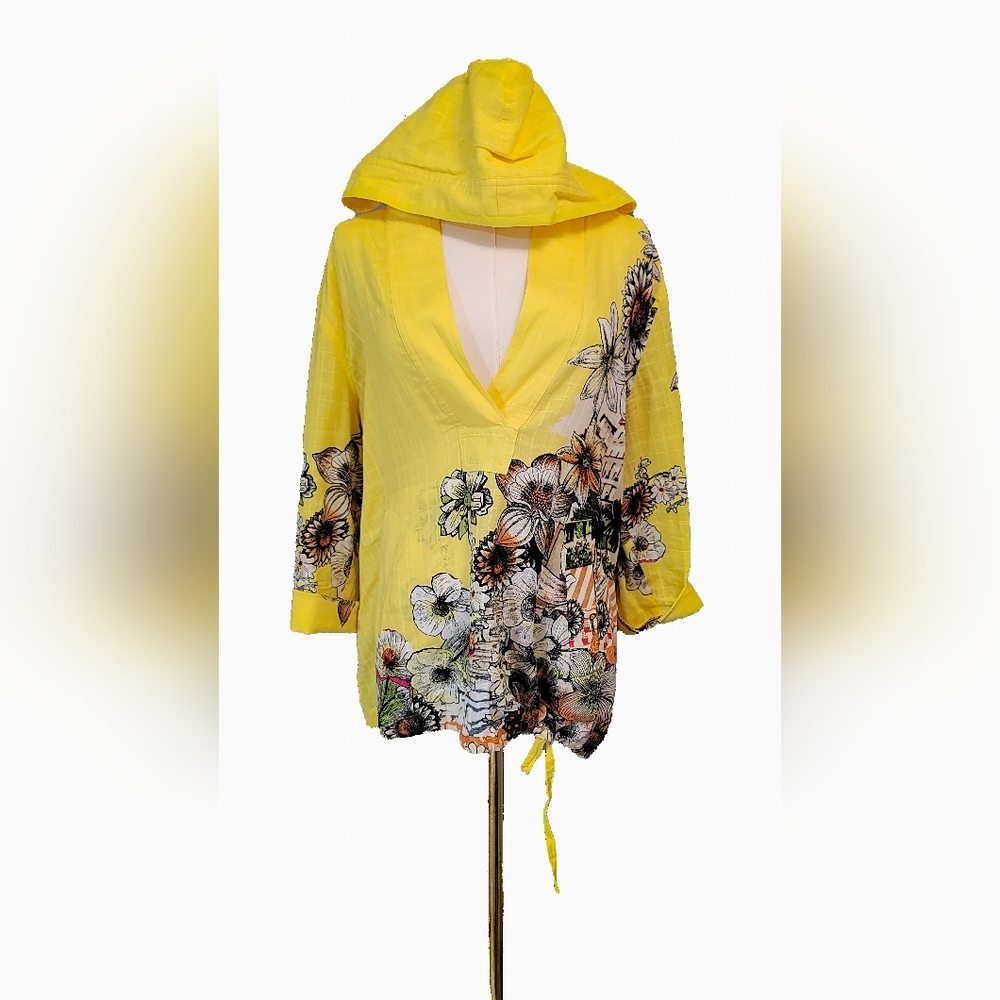 Chico's Graphic Yellow‎ and Black Cuffed Sleeve Tunic